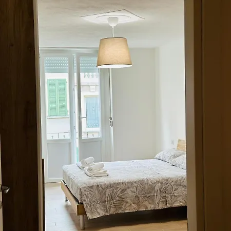 Διαμέρισμα Accogliente Bilocale In Corso Garibaldi Μπρέσια
