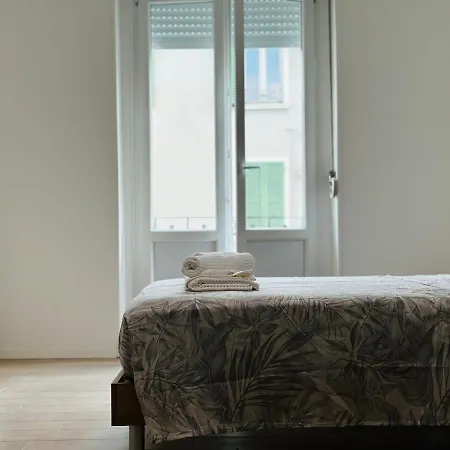 Accogliente Bilocale In Corso Garibaldi * Brescia