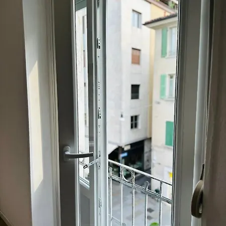 Lägenhet Accogliente Bilocale In Corso Garibaldi Brescia