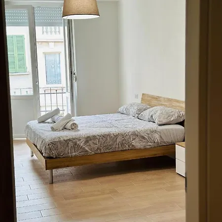 Accogliente Bilocale In Corso Garibaldi Brescia